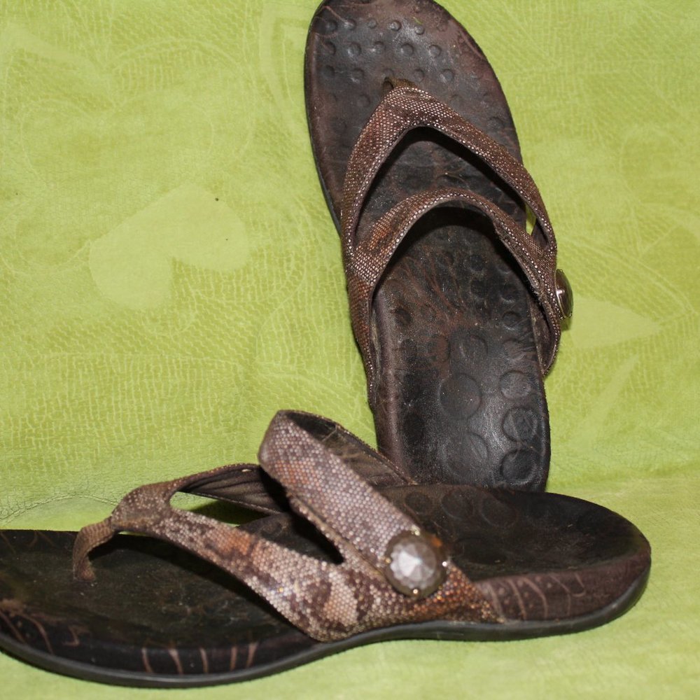 Vionic toe post sandal - Picture 2 of 4